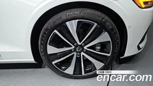 Volvo S60, 2024 — миниатюра 5