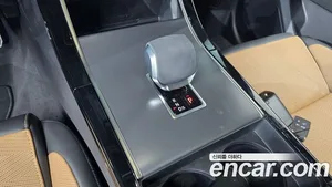 Land Rover Range Rover Velar, 2025 — миниатюра 8
