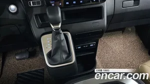 Hyundai Staria, 2023 — миниатюра 9