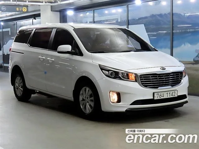 Kia Carnival, 2017 — фото автомобиля из Кореи