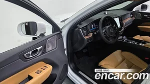 Volvo XC60, 2023 — миниатюра 13