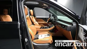 Lincoln Aviator, 2023 — миниатюра 10