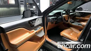 Lincoln Aviator, 2023 — миниатюра 11