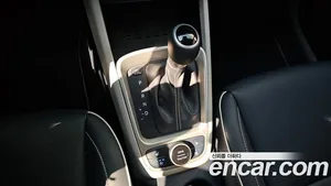 Hyundai Venue, 2022 — миниатюра 9