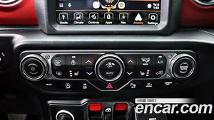 Jeep Wrangler, 2022 — миниатюра 14