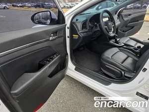 Hyundai Avante, 2018 — миниатюра 11