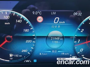 Mercedes-Benz E-Class, 2022 — миниатюра 8