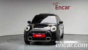 Mini Cooper, 2023 — миниатюра 2