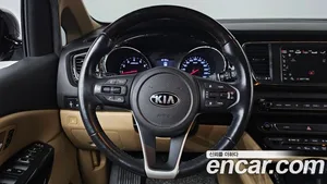 Kia Carnival, 2018 — миниатюра 13