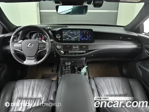 Lexus LS, 2021 — миниатюра 7