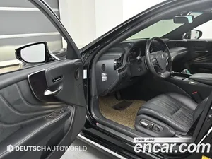 Lexus LS, 2021 — миниатюра 11