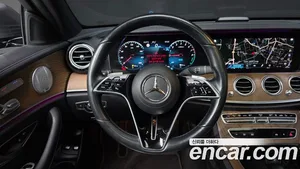Mercedes-Benz E-Class, 2021 — миниатюра 13