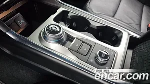 Ford Explorer, 2021 — миниатюра 9