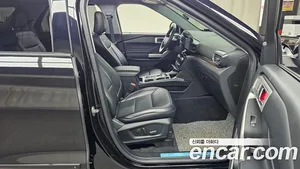 Ford Explorer, 2021 — миниатюра 11