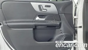 Mercedes-Benz GLB-Class, 2021 — миниатюра 15