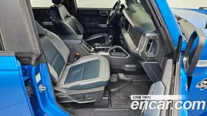 Ford Bronco, 2023 — миниатюра 10