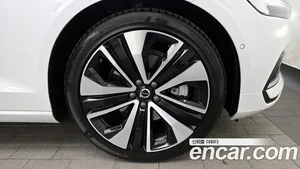 Volvo S60, 2024 — миниатюра 5