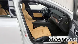 Volvo S60, 2024 — миниатюра 11