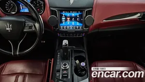 Maserati Levante, 2019 — миниатюра 14