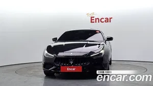 Maserati Ghibli, 2022 — миниатюра 3