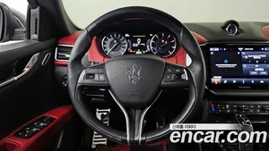 Maserati Ghibli, 2022 — миниатюра 13