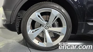 Bentley Bentayga, 2018 — миниатюра 5