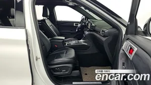 Ford Explorer, 2020 — миниатюра 11