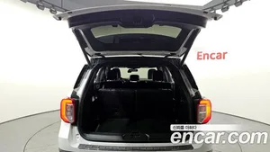 Ford Explorer, 2020 — миниатюра 20