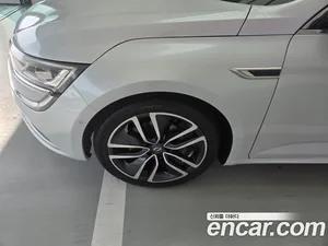 Renault SM6, 2016 — миниатюра 8