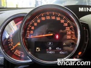 Mini Clubman, 2018 — миниатюра 9