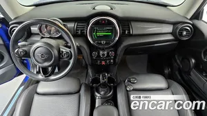 Mini Cooper, 2021 — миниатюра 7