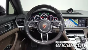 Porsche Panamera, 2020 — миниатюра 13