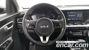 Kia Niro, 2021 — миниатюра 13