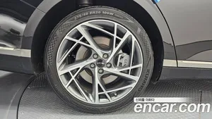 Genesis G90, 2022 — миниатюра 5