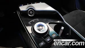 Kia EV6, 2023 — миниатюра 9