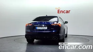 Maserati Ghibli, 2021 — миниатюра 4