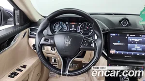Maserati Ghibli, 2021 — миниатюра 13