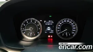 Hyundai Venue, 2022 — миниатюра 8
