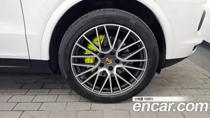 Porsche Cayenne, 2021 — миниатюра 5