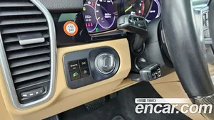 Porsche Cayenne, 2021 — миниатюра 16