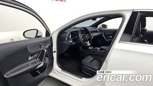 Mercedes-Benz A-Class, 2022 — миниатюра 10
