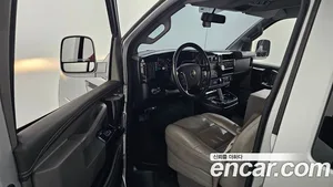 Chevrolet Express Van, 2018 — миниатюра 10