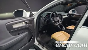 Volvo XC40, 2020 — миниатюра 12