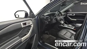 Ford Explorer, 2021 — миниатюра 11