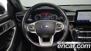 Ford Explorer, 2021 — миниатюра 13
