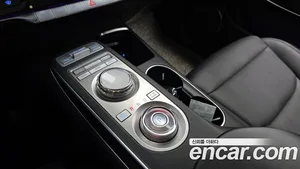 Genesis GV70, 2022 — миниатюра 9