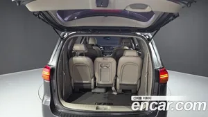 Kia Carnival, 2016 — миниатюра 20