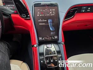 Ferrari Roma, 2021 — миниатюра 9