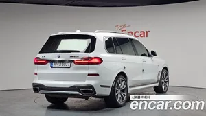 BMW X7, 2022 — миниатюра 1