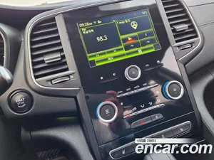Renault SM6, 2016 — миниатюра 18